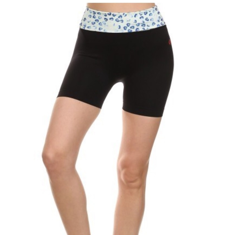 ACTIVEWEAR SHORTS - Picture 3 of 4