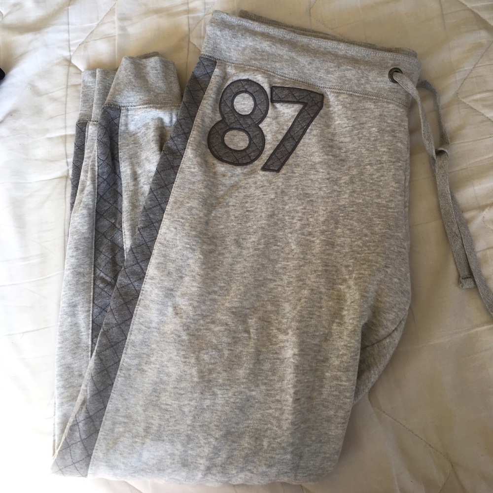 Aeropostale ‘87 Joggers