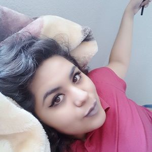 Meet your Posher, Alondra