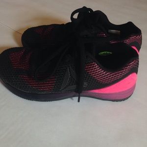 CLOSET CLEAROUT!!!! REEBOK NANO 7