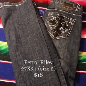 Petrol jeans