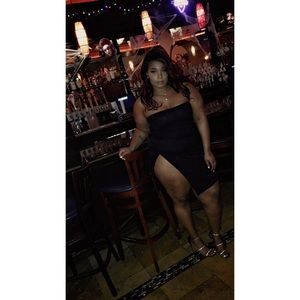 😻Strapless Black Thigh-High Slit Dress Sz 12😻