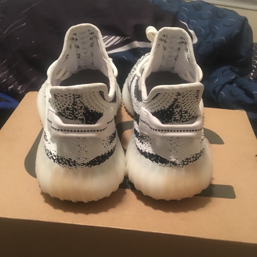 Yeezys v2 zebras