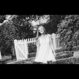 Meet your Posher, Caroline