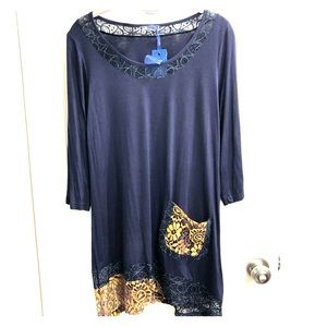 Dark blue tunic with gold lace and a pocket
