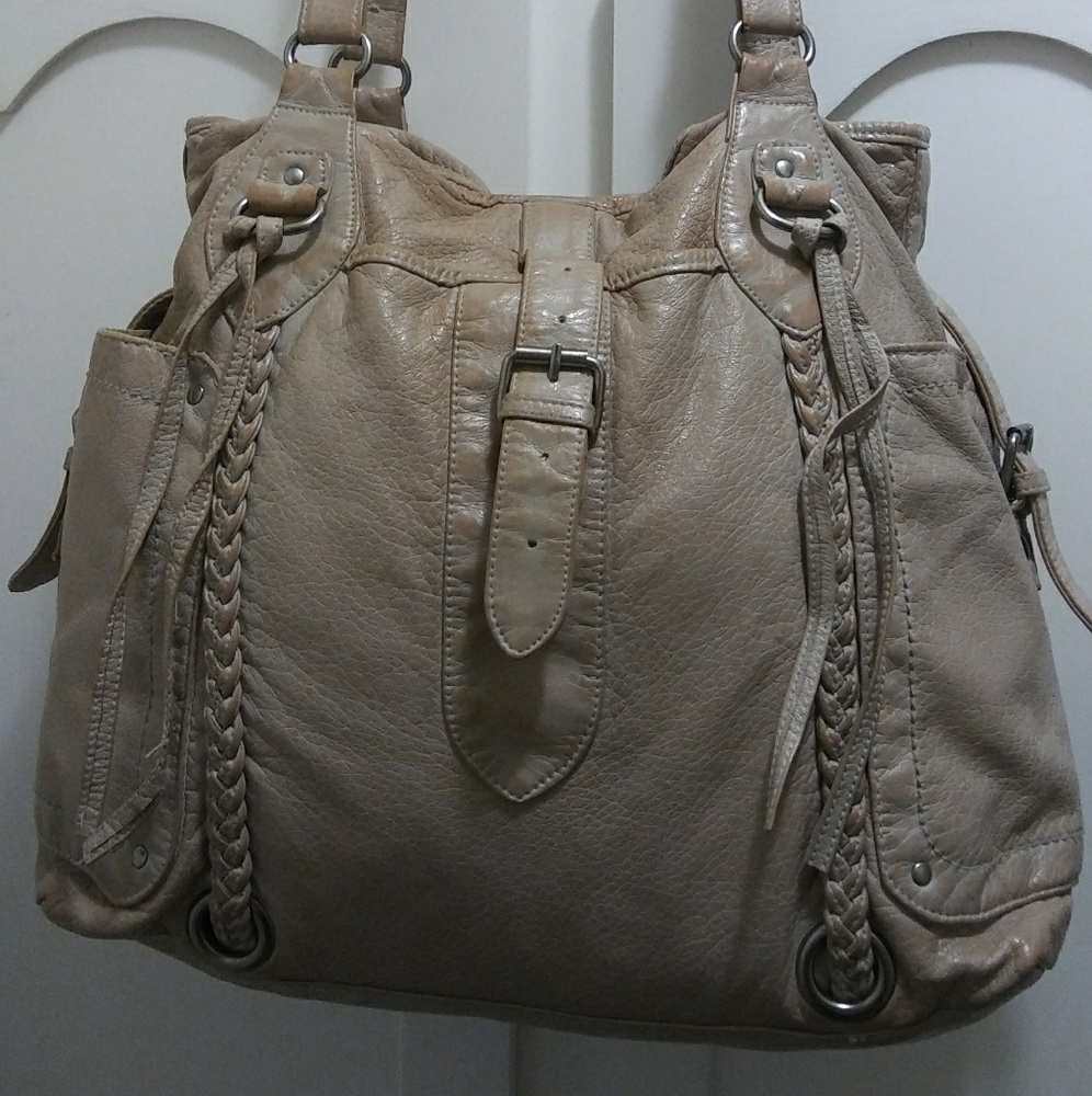 Converse One-star light pink faux leather shoulder
