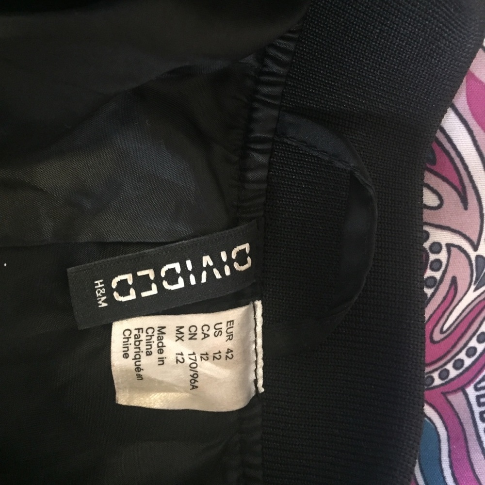 Bomber jacket - Picture 2 of 4