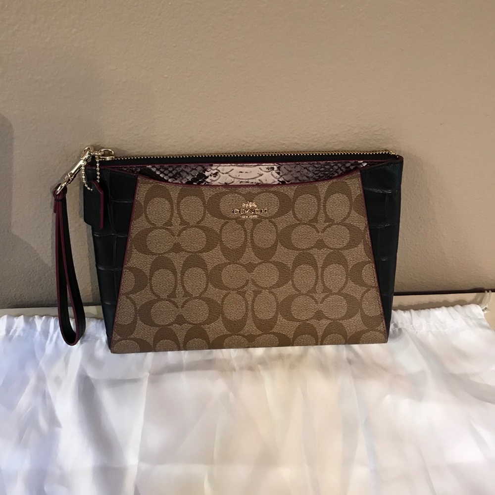 Coach hand bag