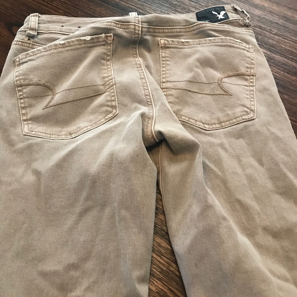 AEO tan distressed jeans