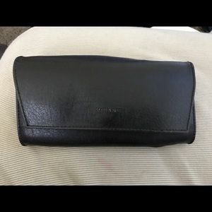 VERA Matt and Nat Vegan Wallet