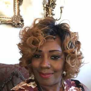 Meet your Posher, Marilyn