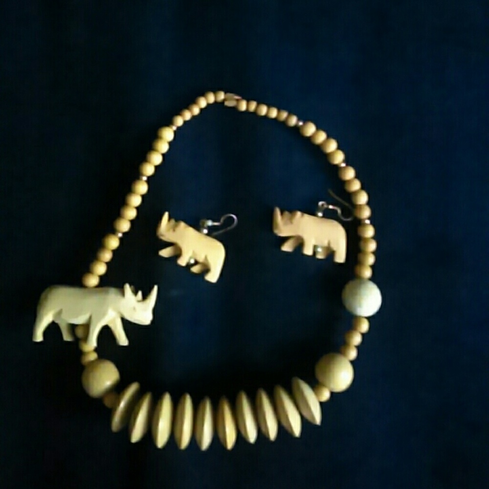 Wooden jewelry...beautifully made$$