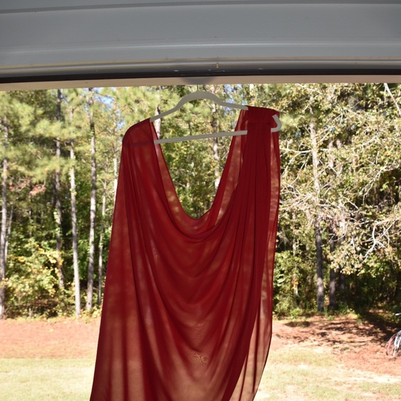 Eliza and Ethan Maxi Dress - Picture 3 of 4