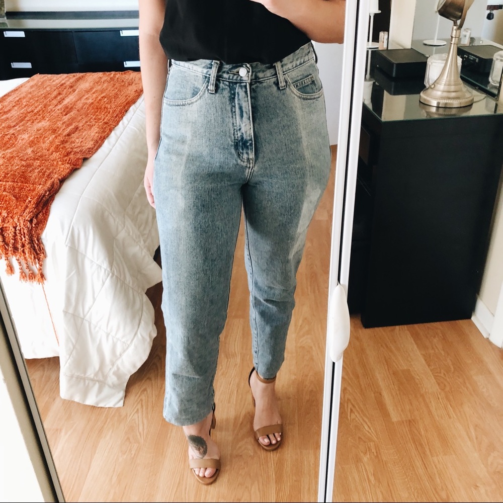 Medium Wash Guess Jeans