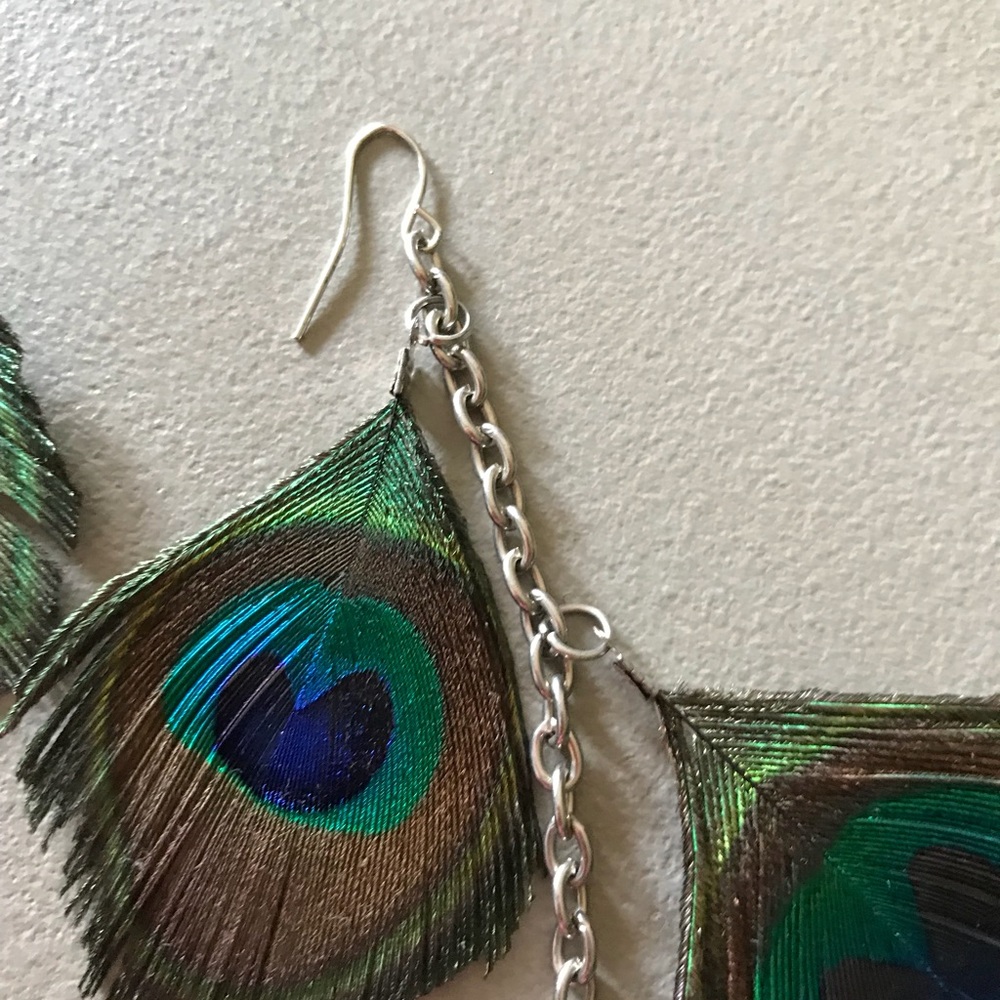 Peacock dangly earrings - Picture 4 of 8