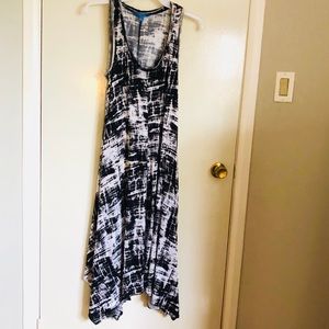 Simply Vera Black & White Maxi Dress
