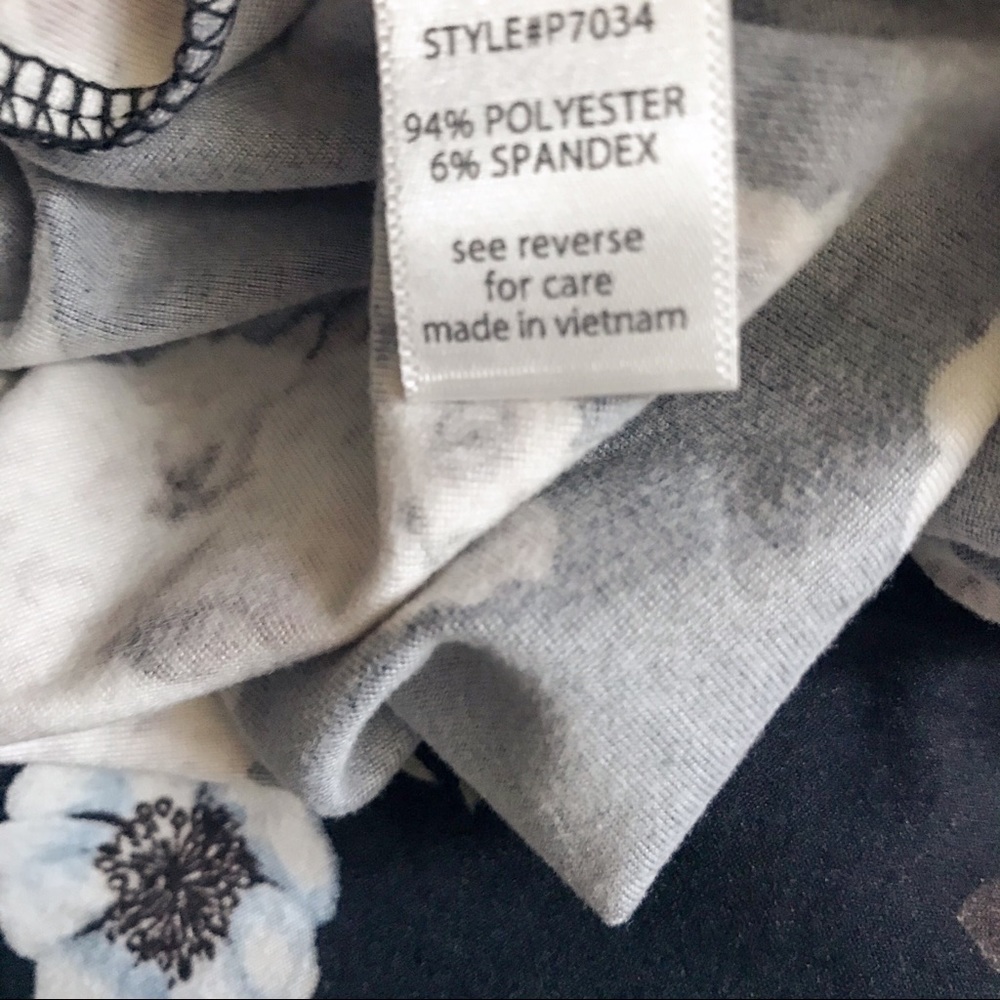 Plus // Black Floral Leggings - Picture 3 of 5