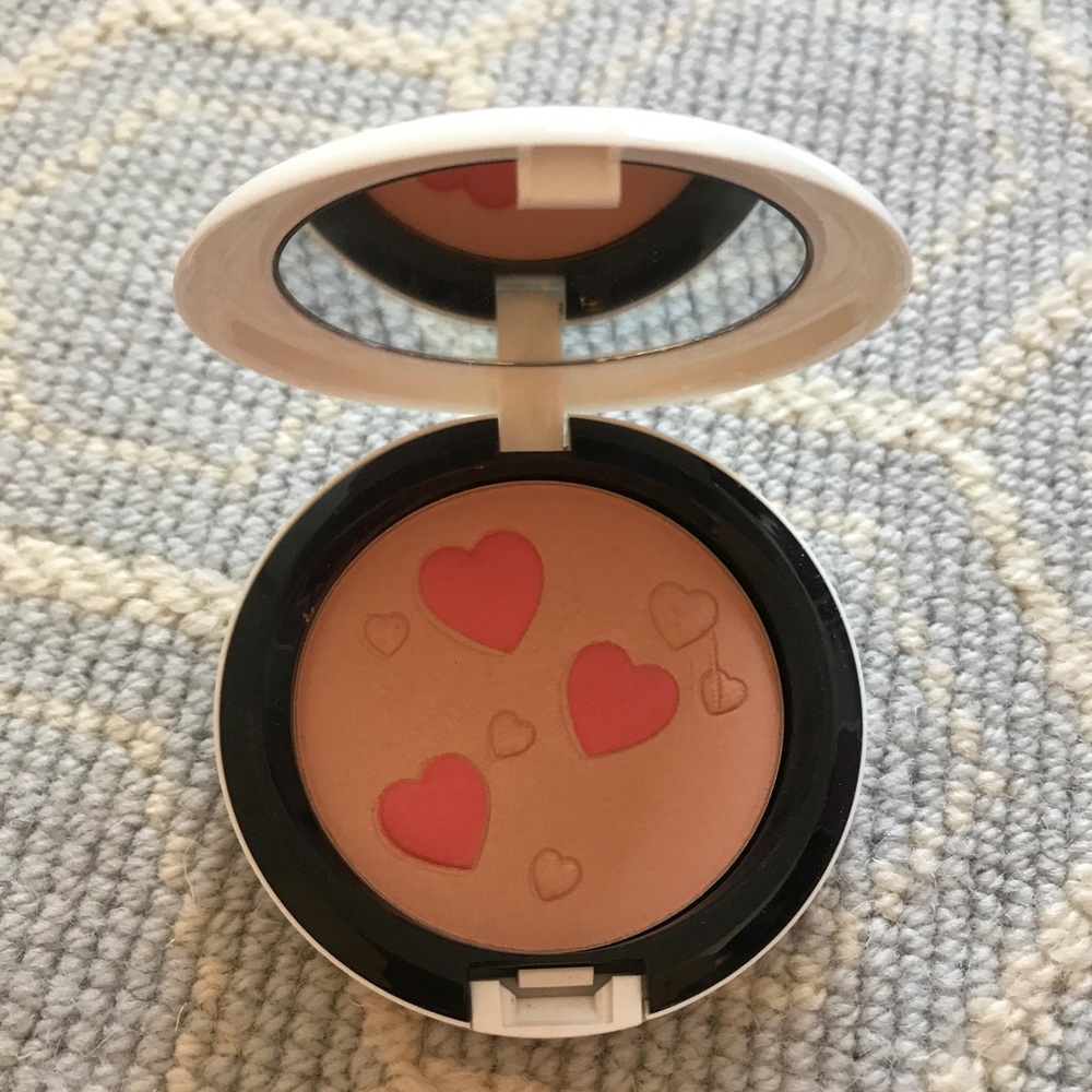 Mac Archie Girls Face Powder