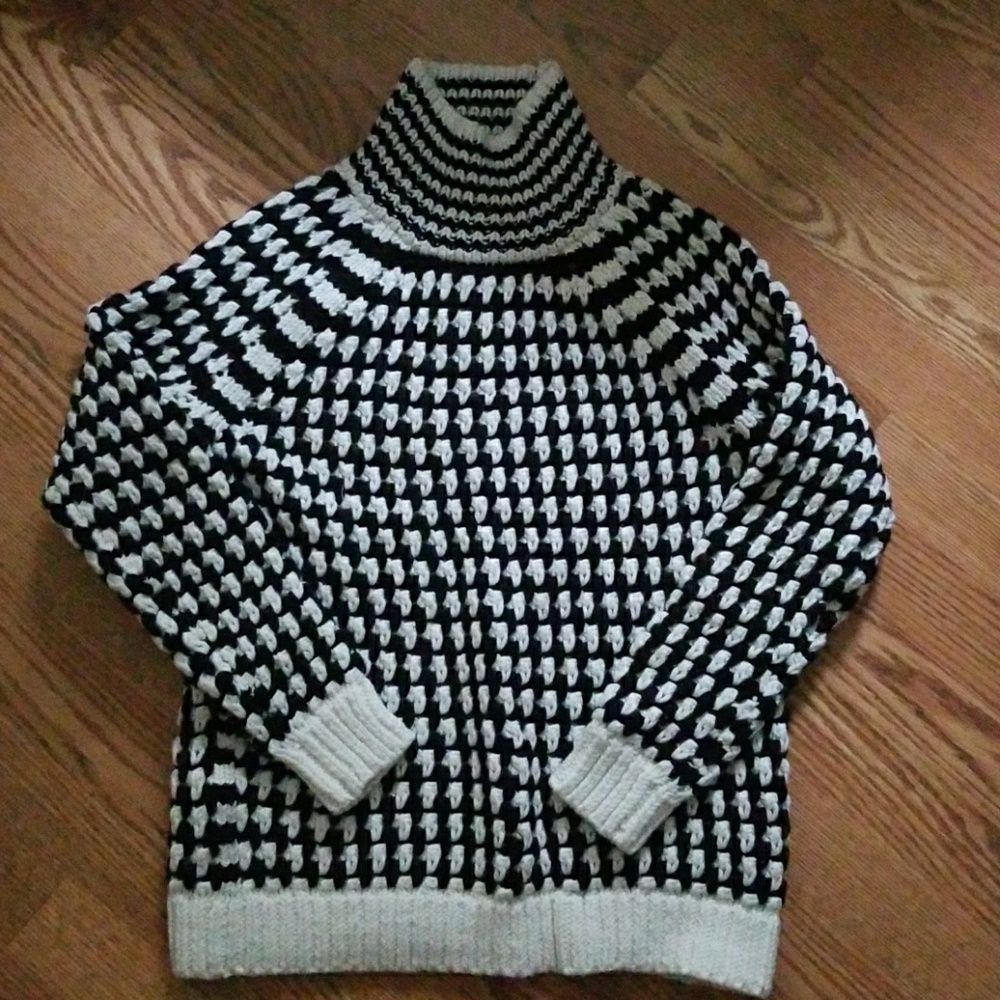 Loft sweater xs