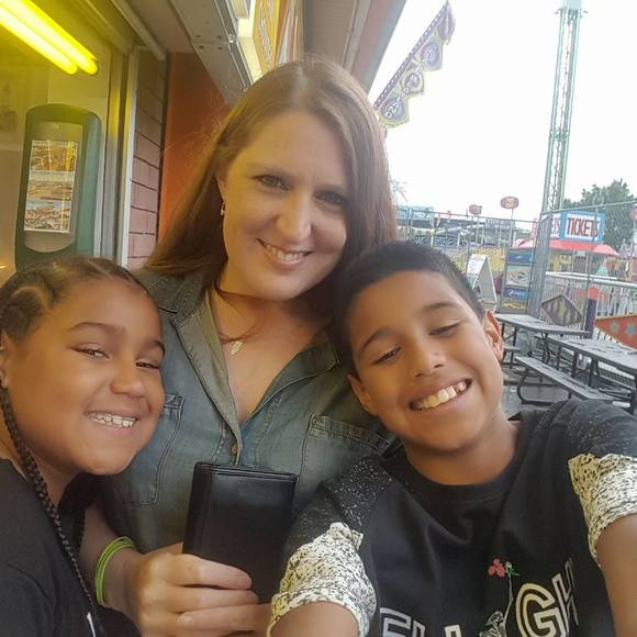 Meet your Posher, Karli - Picture 1 of 1