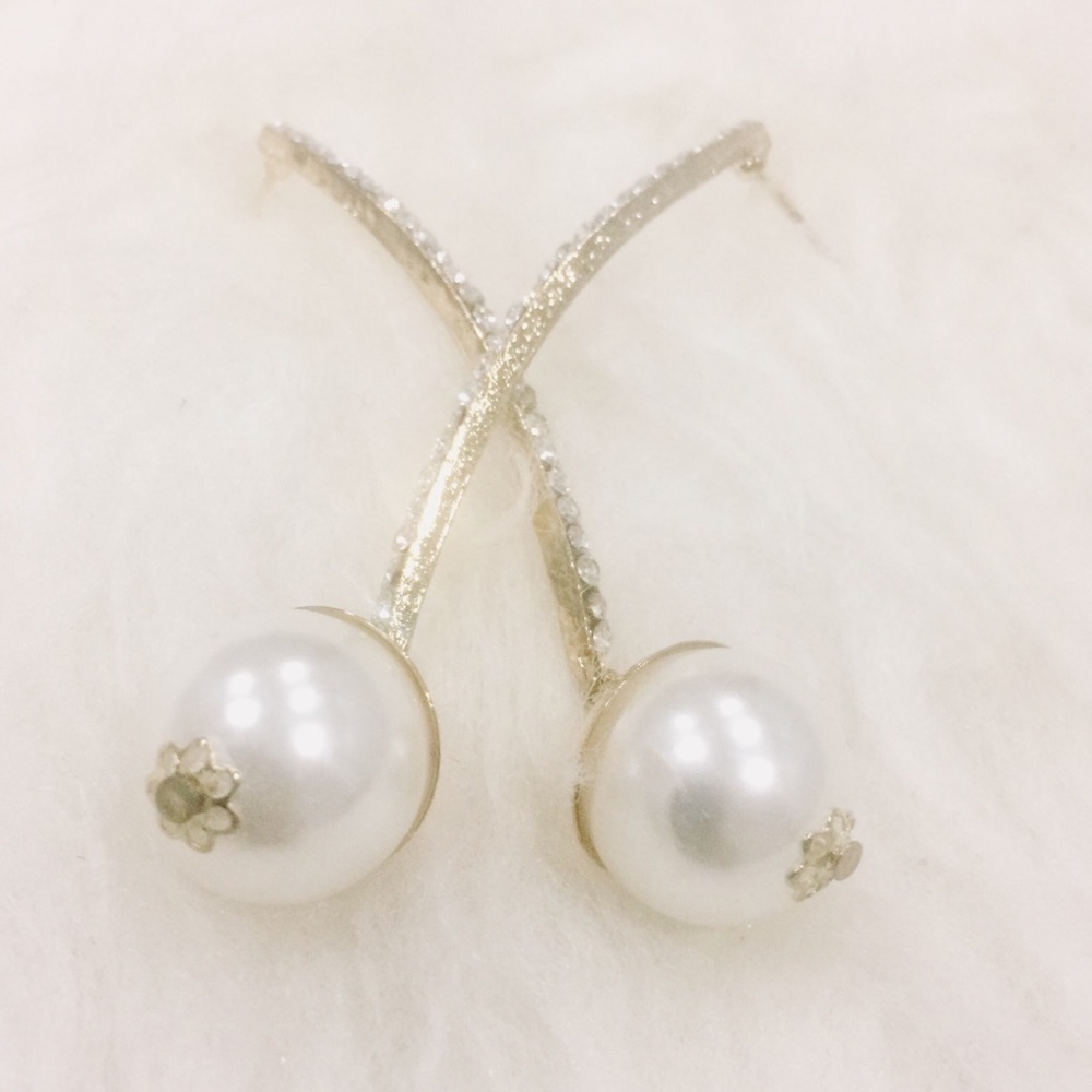 Golden Pearl Drop Earrings