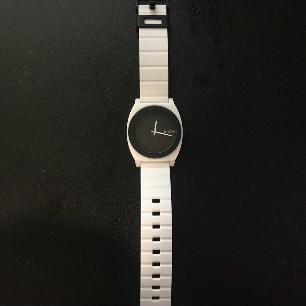 Nixon Star Wars Stormtrooper “Time Teller P” 40mm