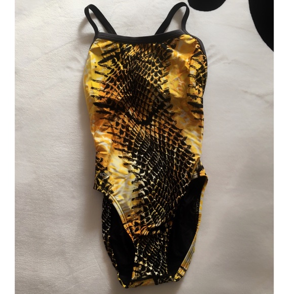 Sold! SPEEDO PERFORMANCE ONE PIECE - Picture 1 of 3