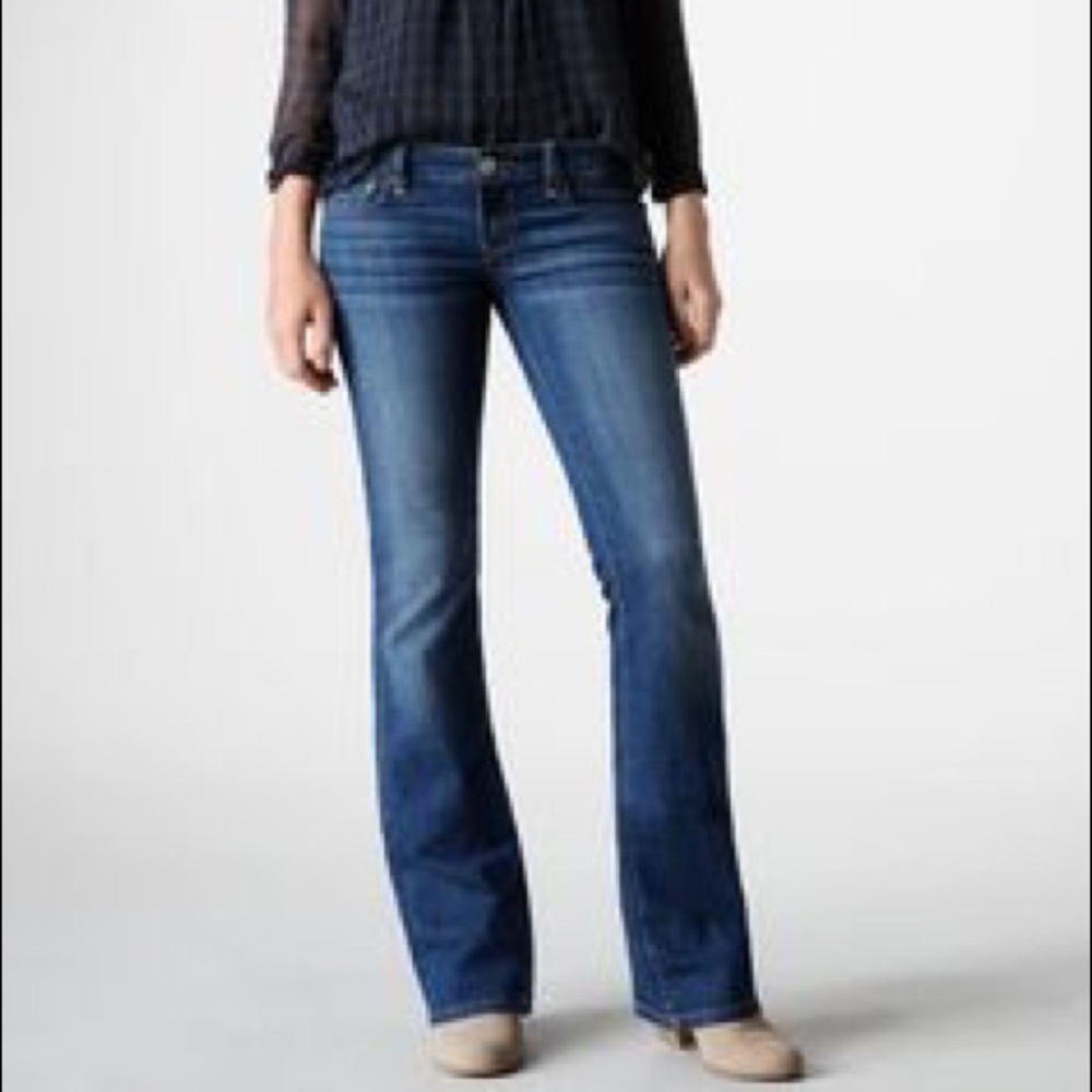 👖 American Eagle Favorite Boyfriend Jeans 👖