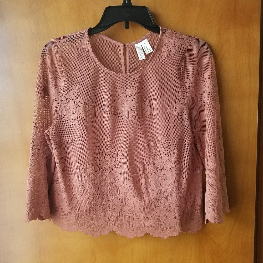 Lace top