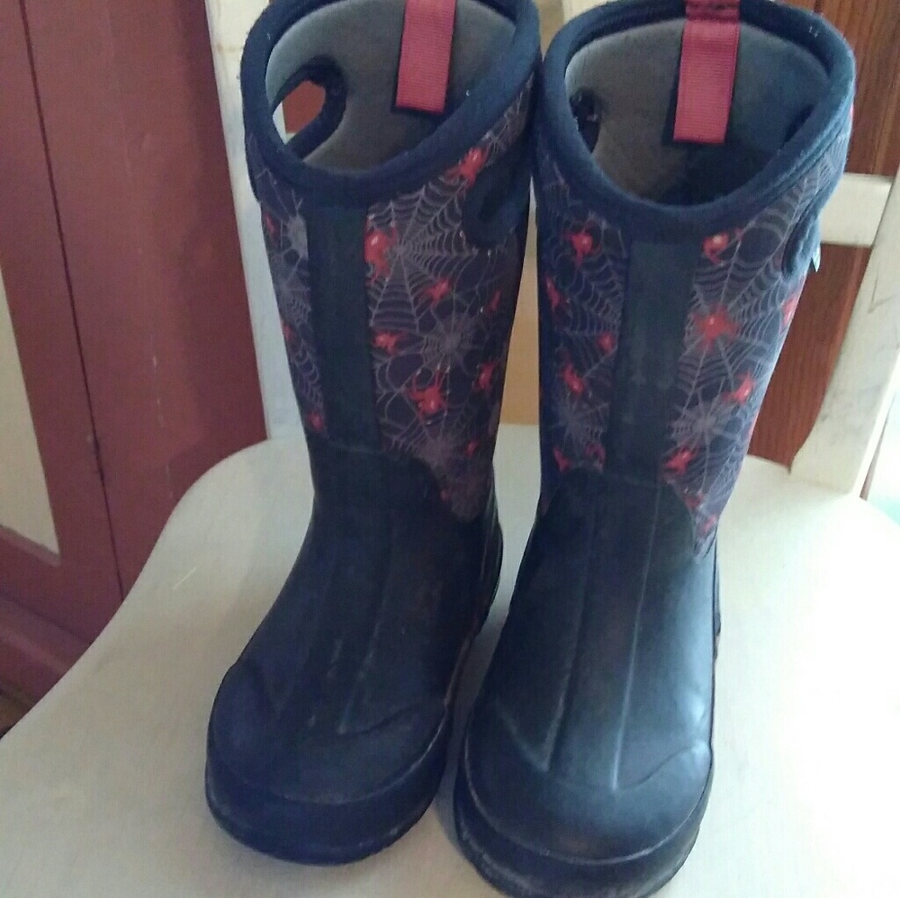 Boys Bogs boots