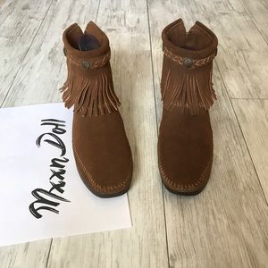 Minnetonka Moccasins Ankle Boots