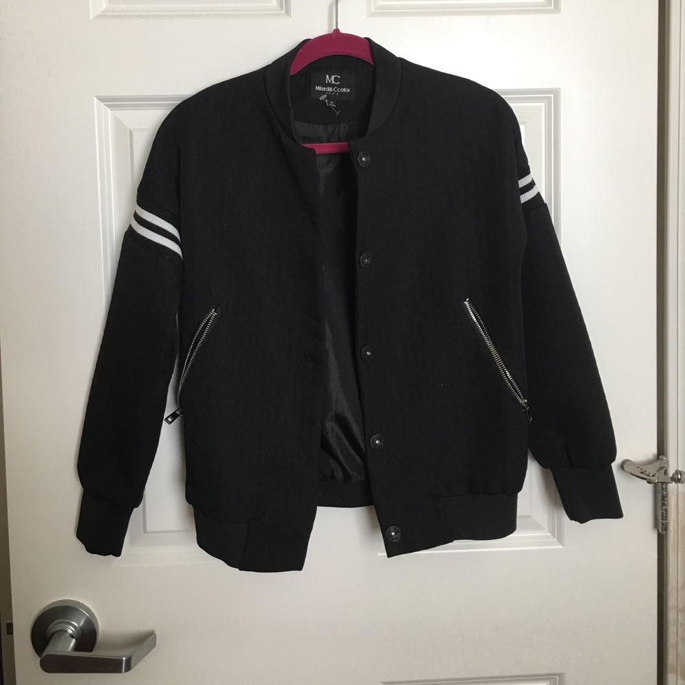 Bomber jacket