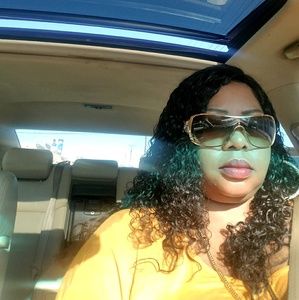 Meet your Posher, Tonya