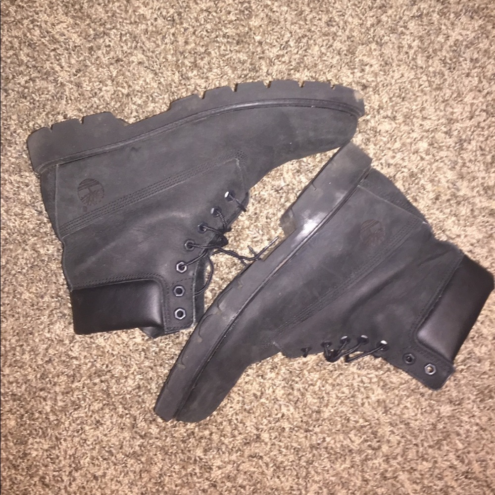 All black timberland boots
