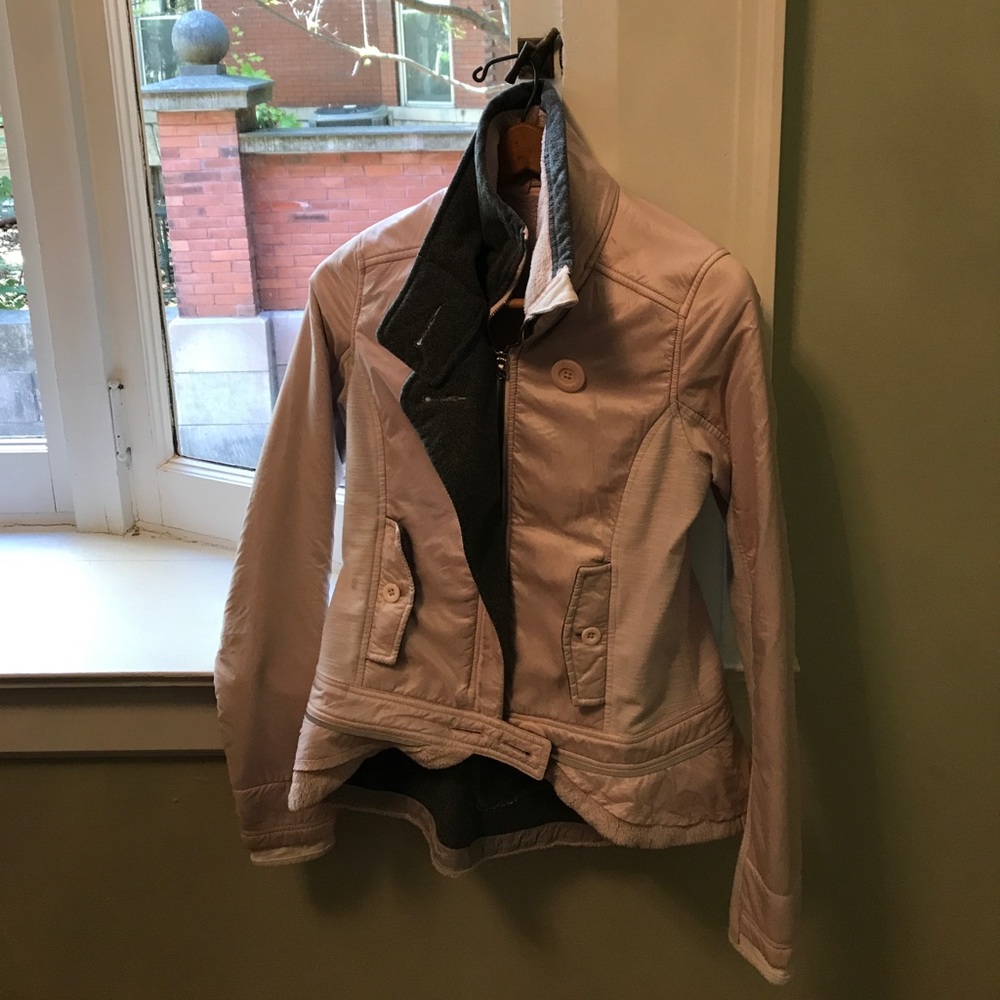 Lululemon pedal power jacket in pale pink and gray