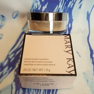 Mineral Powder Foundation