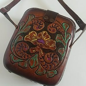 Adorable Vintage Leather Purse