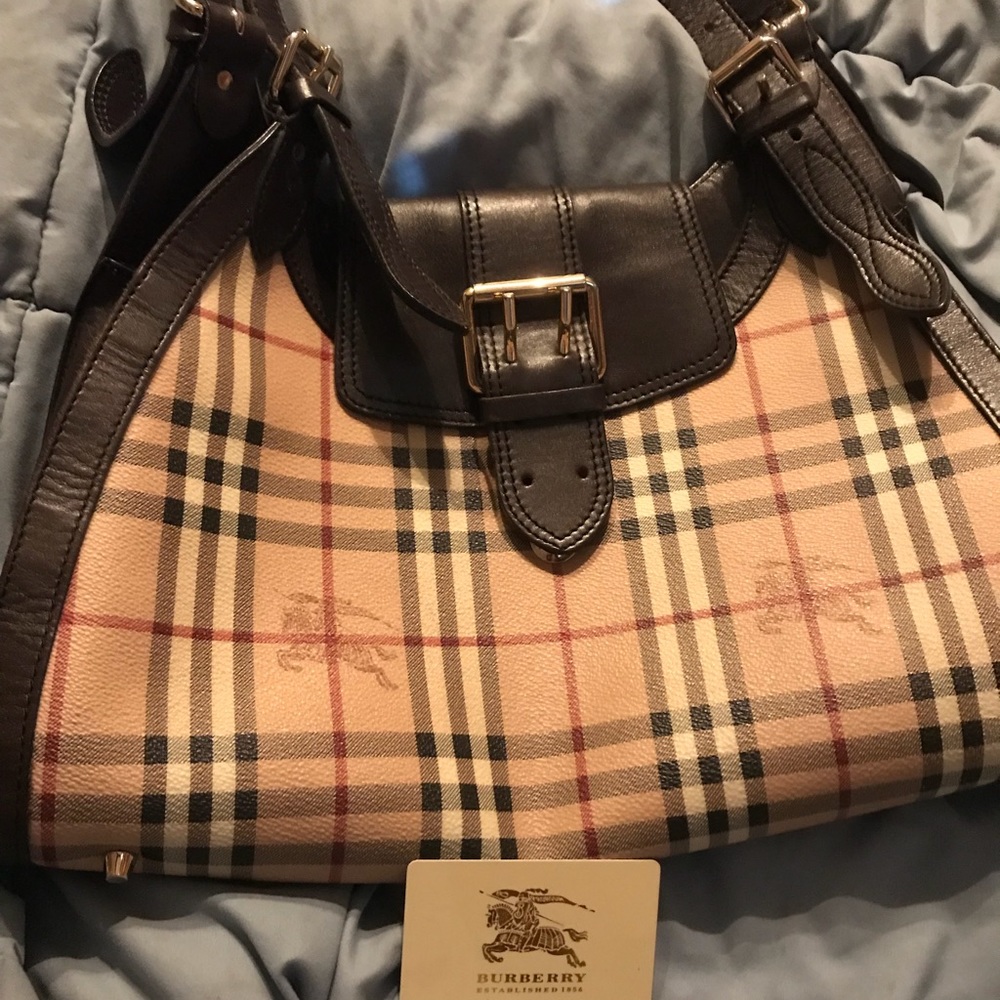 Authentic Burrerry purse