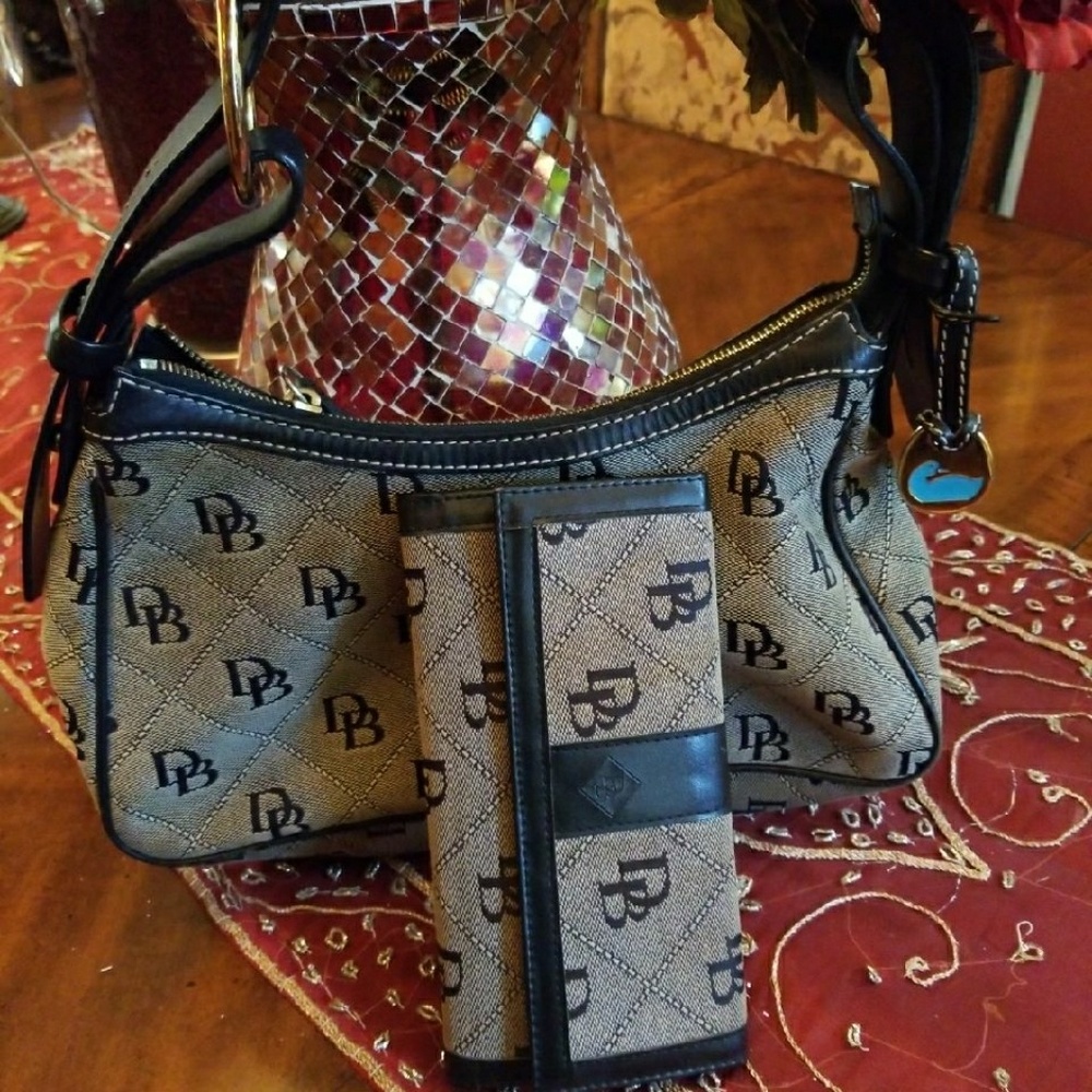 Dooney Bourke bag and wallet