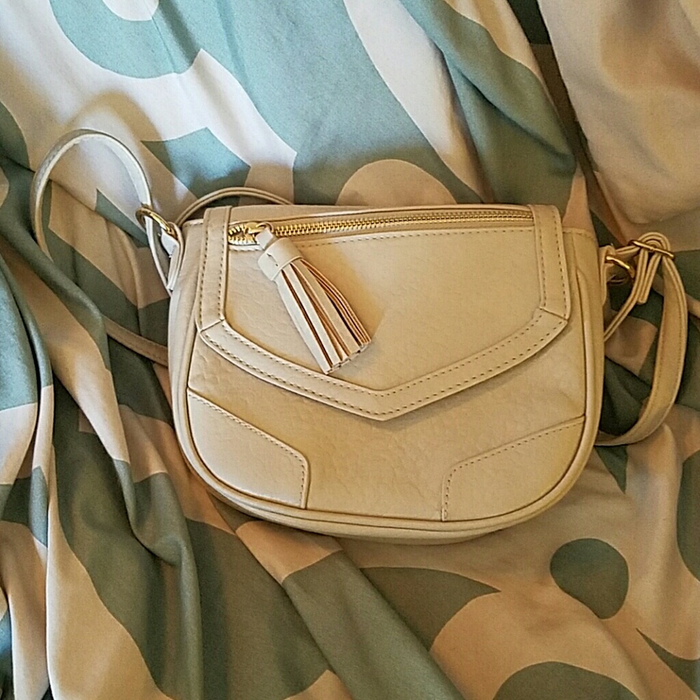 Cream crossbody purse bag