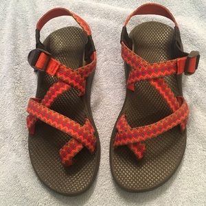 Women's chacos!