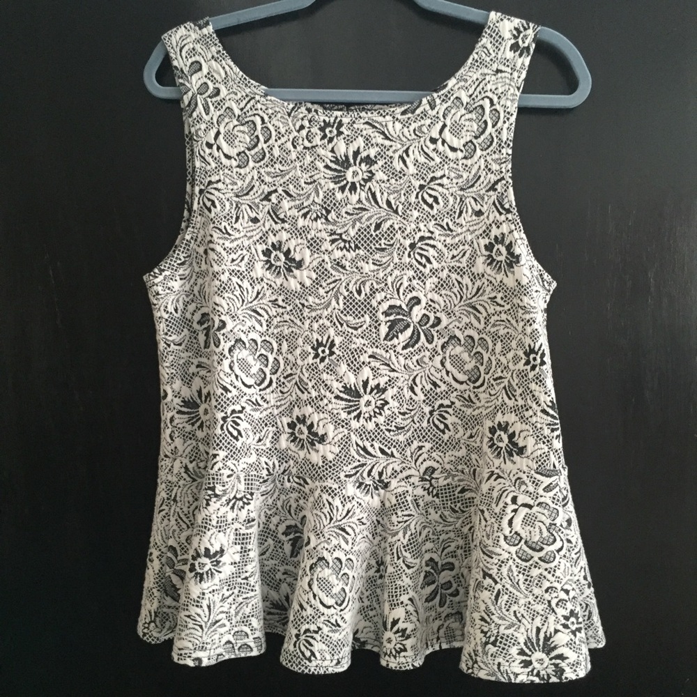 Floral Sleeveless Peplum Top