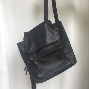 Black mini back pack - sporty chic