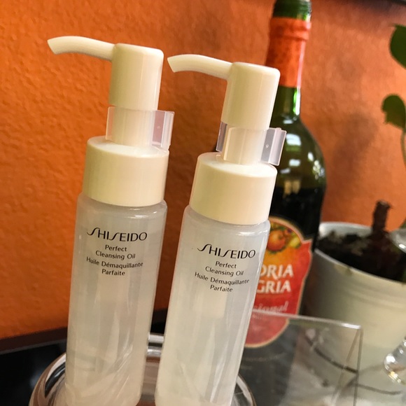 Shiseido Perfect Cleansing Oil 2x - Picture 2 of 3