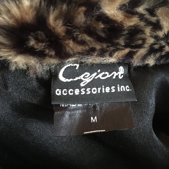 Faux Leopard Print Shrug Jacket - Picture 3 of 3