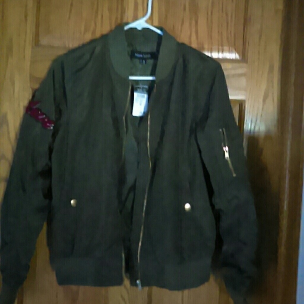 Super cute army green jacket