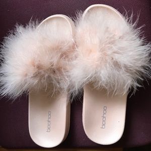 Feather slides