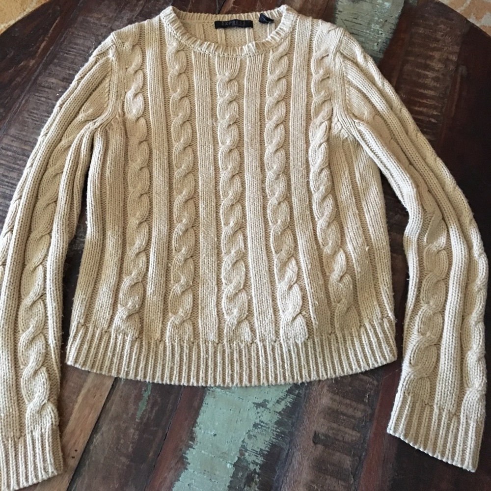Knit sweater