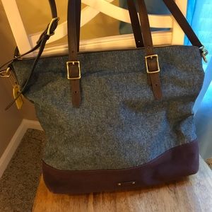 Fossil cross body with matching wallet