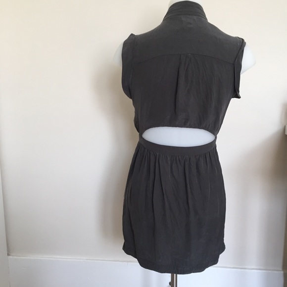 Urban Outfitters Tops - 2 for $10 * Super cute peep back silk tunic